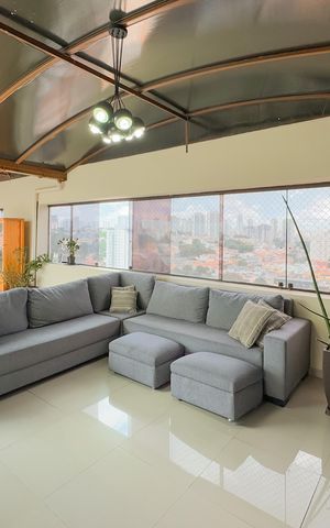 Apartamento à venda com 209m², 3 quartos e 3 vagas Apartamento à venda com 209m², 3 quartos e 3 vagasCobertura