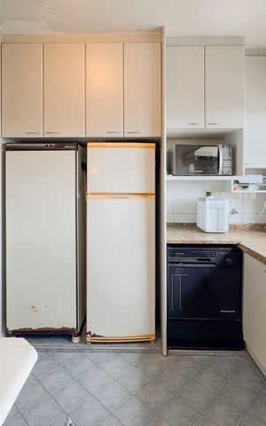 Apartamento à venda com 209m², 3 quartos e 3 vagas Apartamento à venda com 209m², 3 quartos e 3 vagasCozinha