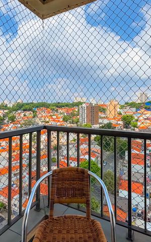 Apartamento à venda com 209m², 3 quartos e 3 vagas Apartamento à venda com 209m², 3 quartos e 3 vagasVaranda da Suíte