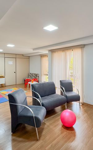 Apartamento à venda com 209m², 3 quartos e 3 vagas Apartamento à venda com 209m², 3 quartos e 3 vagasBrinquedoteca