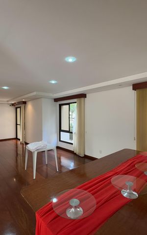 Apartamento à venda com 209m², 3 quartos e 3 vagas Apartamento à venda com 209m², 3 quartos e 3 vagasÁrea comum