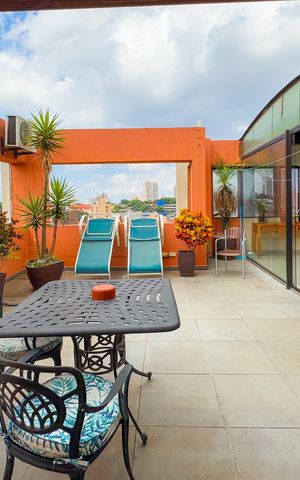 Apartamento à venda com 209m², 3 quartos e 3 vagas Apartamento à venda com 209m², 3 quartos e 3 vagasCobertura