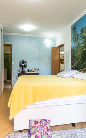 Casa à venda com 525m², 8 quartos e 4 vagas Casa à venda com 525m², 8 quartos e 4 vagasCasa 1 - Suíte 1