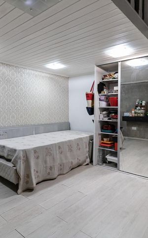 Casa à venda com 525m², 8 quartos e 4 vagas Casa à venda com 525m², 8 quartos e 4 vagasCasa 1 - Quarto 2