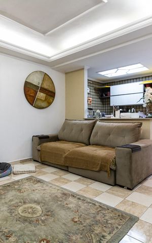 Casa à venda com 525m², 8 quartos e 4 vagas Casa à venda com 525m², 8 quartos e 4 vagasCasa 1 - Sala de Tv