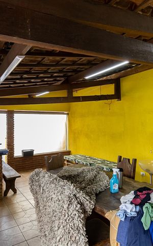 Casa à venda com 525m², 8 quartos e 4 vagas Casa à venda com 525m², 8 quartos e 4 vagasCasa 1 - Churrasqueira