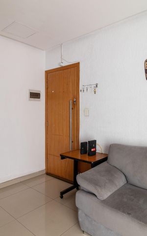 Apartamento à venda com 81m², 2 quartos e sem vaga Apartamento à venda com 81m², 2 quartos e sem vagaSala