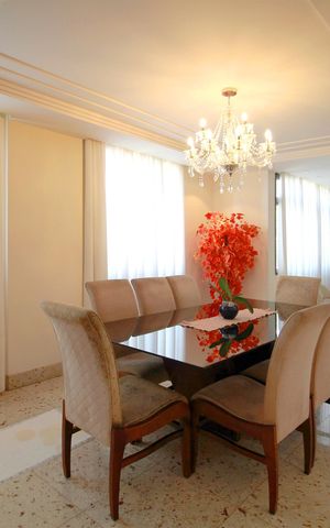 Apartamento à venda com 220m², 4 quartos e 4 vagasSala de jantar
