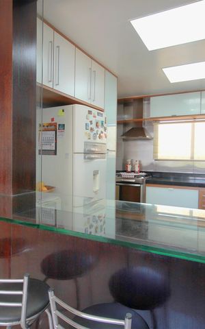 Apartamento à venda com 220m², 4 quartos e 4 vagasCozinha