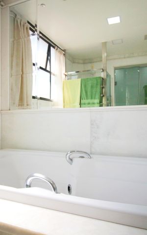 Apartamento à venda com 220m², 4 quartos e 4 vagasBanheiro da Suíte