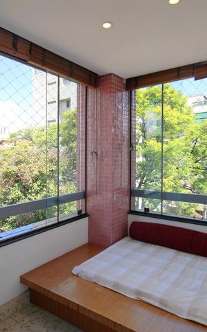 Apartamento à venda com 220m², 4 quartos e 4 vagasVaranda da Sala