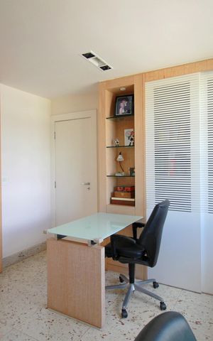 Apartamento à venda com 220m², 4 quartos e 4 vagasEscritório da Suite