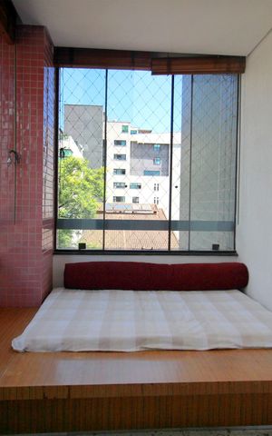 Apartamento à venda com 220m², 4 quartos e 4 vagasVaranda da Sala