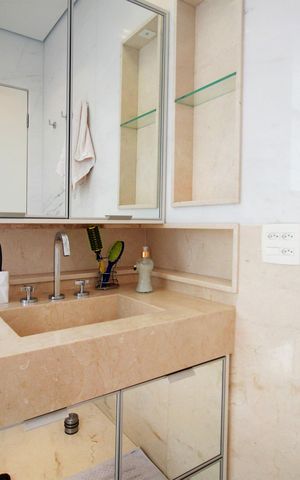 Apartamento à venda com 220m², 4 quartos e 4 vagasBanheiro
