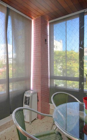 Apartamento à venda com 220m², 4 quartos e 4 vagasVaranda da Suite