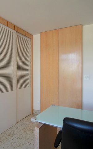 Apartamento à venda com 220m², 4 quartos e 4 vagasEscritório da Suite