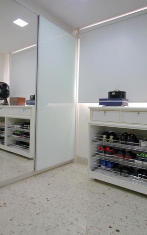 Apartamento à venda com 220m², 4 quartos e 4 vagasCloset da Suite