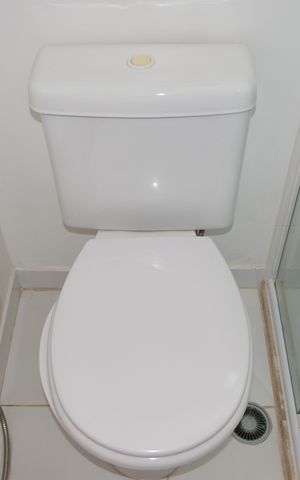 Apartamento à venda com 140m², 3 quartos e 2 vagasBanheiro da Suíte 1