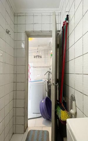 Apartamento para alugar com 140m², 2 quartos e 1 vaga Apartamento para alugar com 140m², 2 quartos e 1 vagaBanheiro de serviço