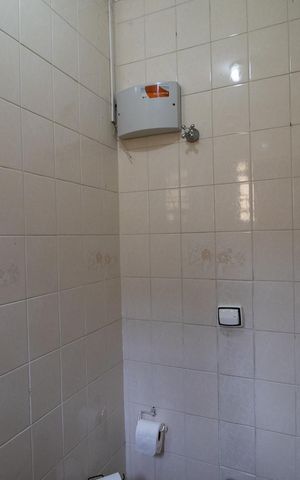 Casa à venda com 224m², 3 quartos e 3 vagas Casa à venda com 224m², 3 quartos e 3 vagasBanheiro 3
