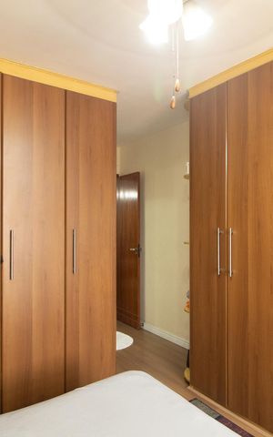 Casa à venda com 224m², 3 quartos e 3 vagas Casa à venda com 224m², 3 quartos e 3 vagasQuarto 1
