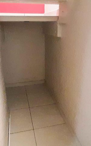 Casa à venda com 154m², 3 quartos e 2 vagas Casa à venda com 154m², 3 quartos e 2 vagasCasa 1 - Sala
