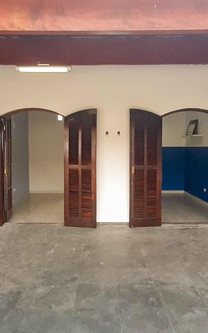 Casa à venda com 154m², 3 quartos e 2 vagas Casa à venda com 154m², 3 quartos e 2 vagasCasa 1 - Vista do Quarto 2