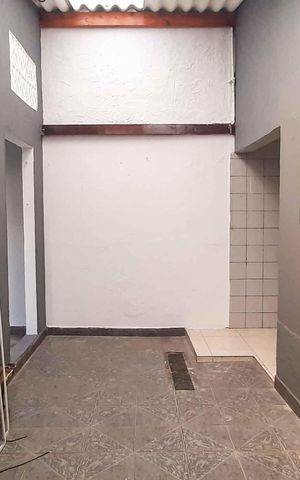 Casa à venda com 154m², 3 quartos e 2 vagas Casa à venda com 154m², 3 quartos e 2 vagasCasa 1 - Quintal