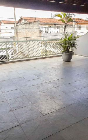 Casa à venda com 154m², 3 quartos e 2 vagas Casa à venda com 154m², 3 quartos e 2 vagasCasa 1 - Vista do Quarto 2