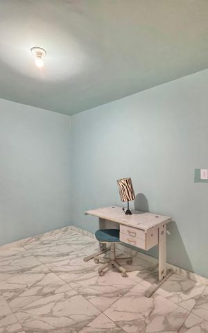 Casa de condomínio à venda com 300m², 4 quartos e 1 vaga Casa de condomínio à venda com 300m², 4 quartos e 1 vagaQuarto 1