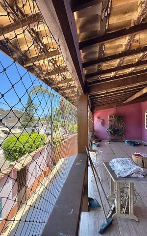 Casa de condomínio à venda com 300m², 4 quartos e 1 vaga Casa de condomínio à venda com 300m², 4 quartos e 1 vagaVaranda (Segundo andar)