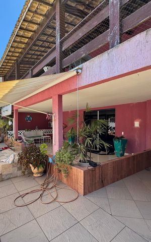 Casa de condomínio à venda com 300m², 4 quartos e 1 vaga Casa de condomínio à venda com 300m², 4 quartos e 1 vagaÁrea externa