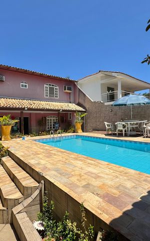 Casa de condomínio à venda com 300m², 4 quartos e 1 vaga Casa de condomínio à venda com 300m², 4 quartos e 1 vagaÁrea externa