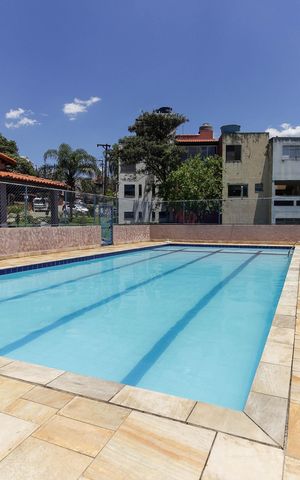 Casa de condomínio à venda com 140m², 3 quartos e 2 vagasPiscina