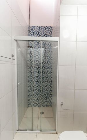 Casa de condomínio à venda com 140m², 3 quartos e 2 vagasBanheiro