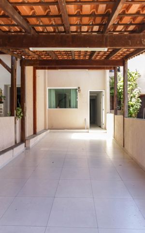 Casa de condomínio à venda com 140m², 3 quartos e 2 vagasGaragem