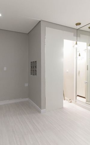 Casa de condomínio à venda com 140m², 3 quartos e 2 vagasSuíte