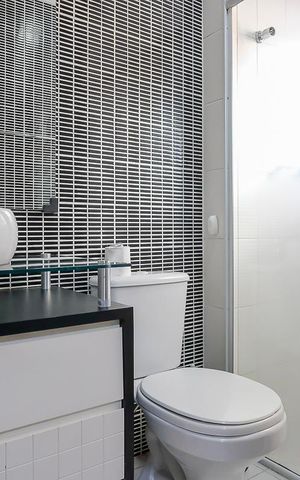 Apartamento à venda com 104m², 3 quartos e 2 vagasBanheiro da suíte