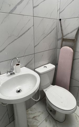 Casa para alugar com 100m², 2 quartos e 1 vaga Casa para alugar com 100m², 2 quartos e 1 vagaÁrea de Serviço
