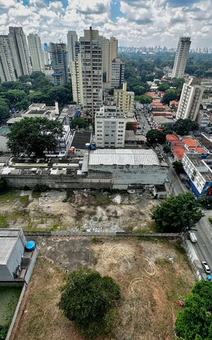 Apartamento à venda com 23m², 1 quarto e sem vaga Apartamento à venda com 23m², 1 quarto e sem vagaVista