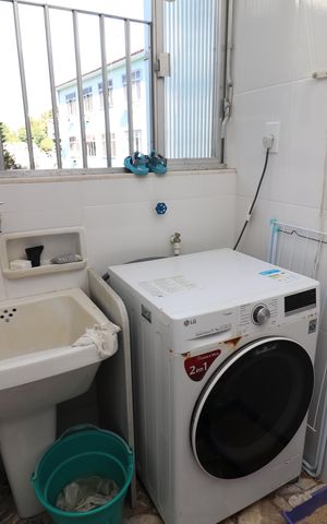 Apartamento à venda com 78m², 3 quartos e 1 vagaÁrea de Serviço