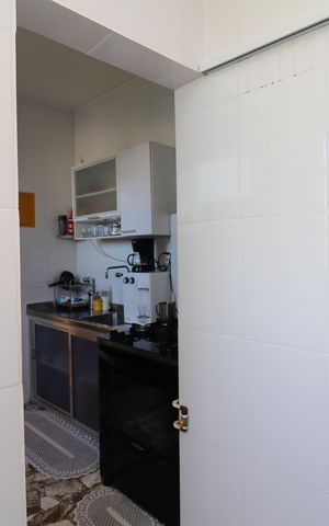 Apartamento à venda com 78m², 3 quartos e 1 vagaÁrea de Serviço