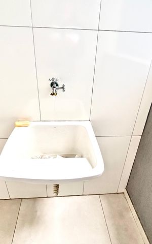 Apartamento à venda com 120m², 2 quartos e sem vaga Apartamento à venda com 120m², 2 quartos e sem vagaÁrea de serviço