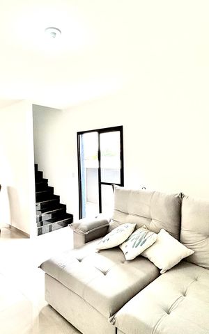 Apartamento à venda com 120m², 2 quartos e sem vaga Apartamento à venda com 120m², 2 quartos e sem vagaSala