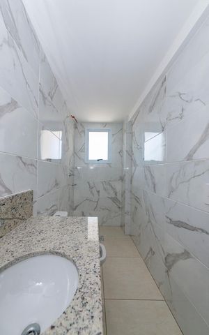Apartamento à venda com 163m², 4 quartos e 3 vagas Apartamento à venda com 163m², 4 quartos e 3 vagasBanheiro Social 2