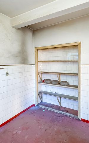 Casa à venda com 100m², 3 quartos e 2 vagas Casa à venda com 100m², 3 quartos e 2 vagasCozinha