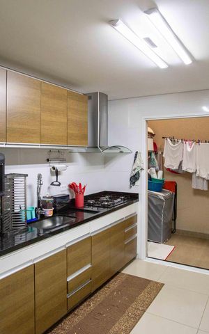 Casa à venda com 127m², 3 quartos e 2 vagasCozinha