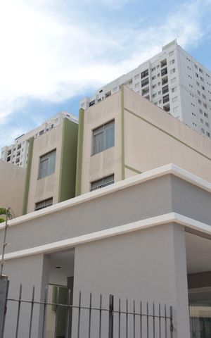 Apartamento para alugar com 67m², 2 quartos e 1 vagaFachada