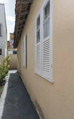 Casa à venda com 70m², 2 quartos e 1 vaga Casa à venda com 70m², 2 quartos e 1 vagaVaranda e garagem