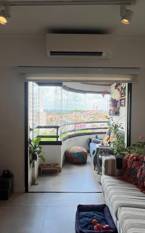 Apartamento à venda com 90m², 3 quartos e 2 vagas Apartamento à venda com 90m², 3 quartos e 2 vagasSala